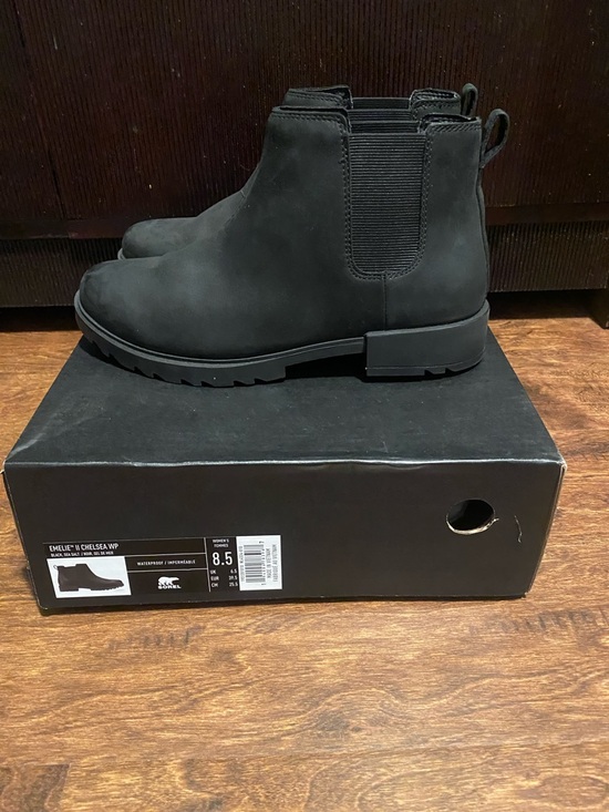Sorel Shoes - Sorel womens Black Chelsea oChukka Boots